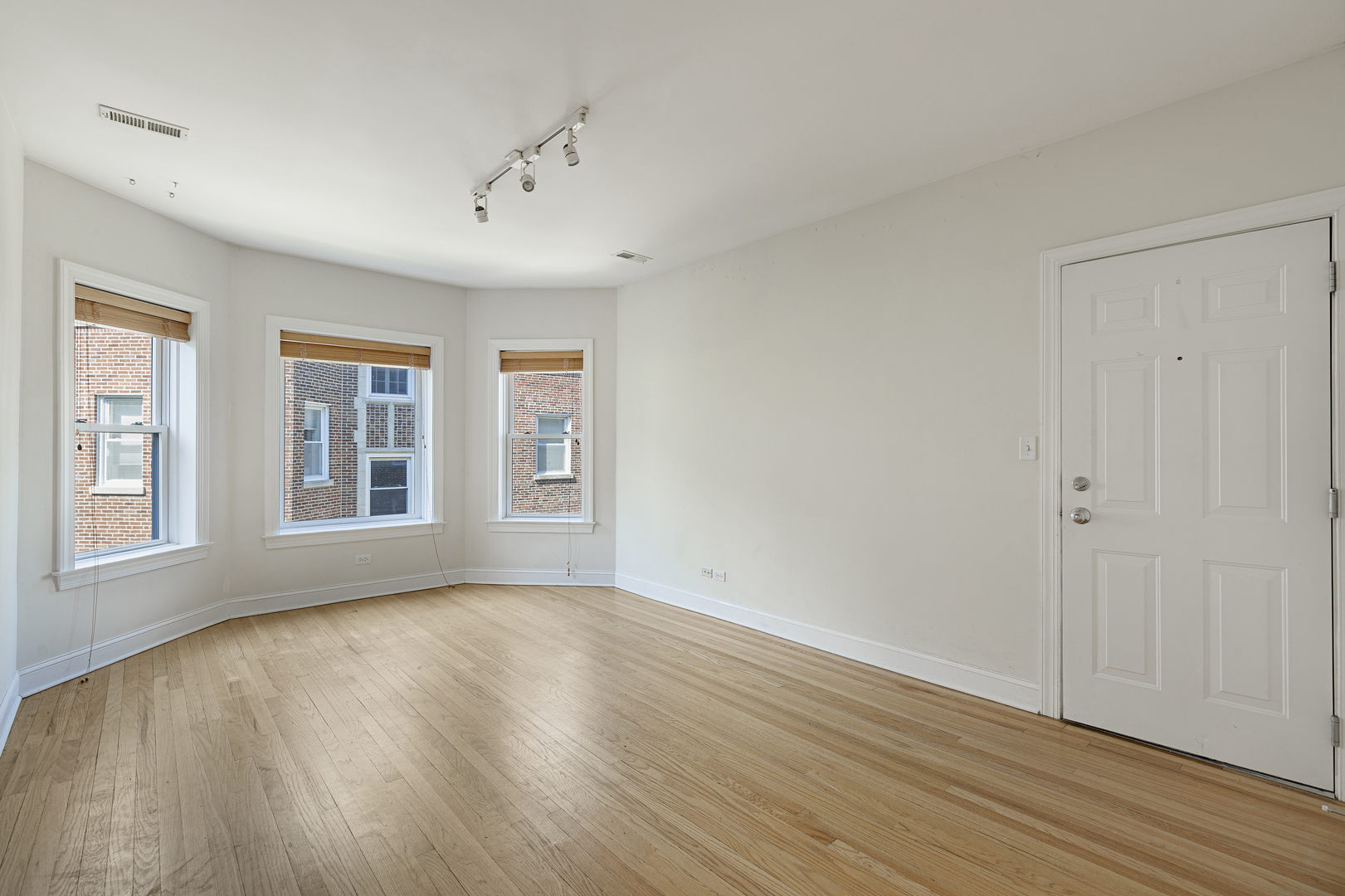 1224 Elmwood Avenue #2W, Evanston, IL 60202