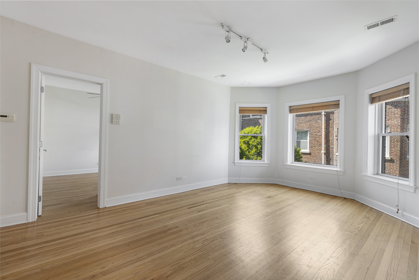 1224 Elmwood Avenue #2W, Evanston, IL 60202