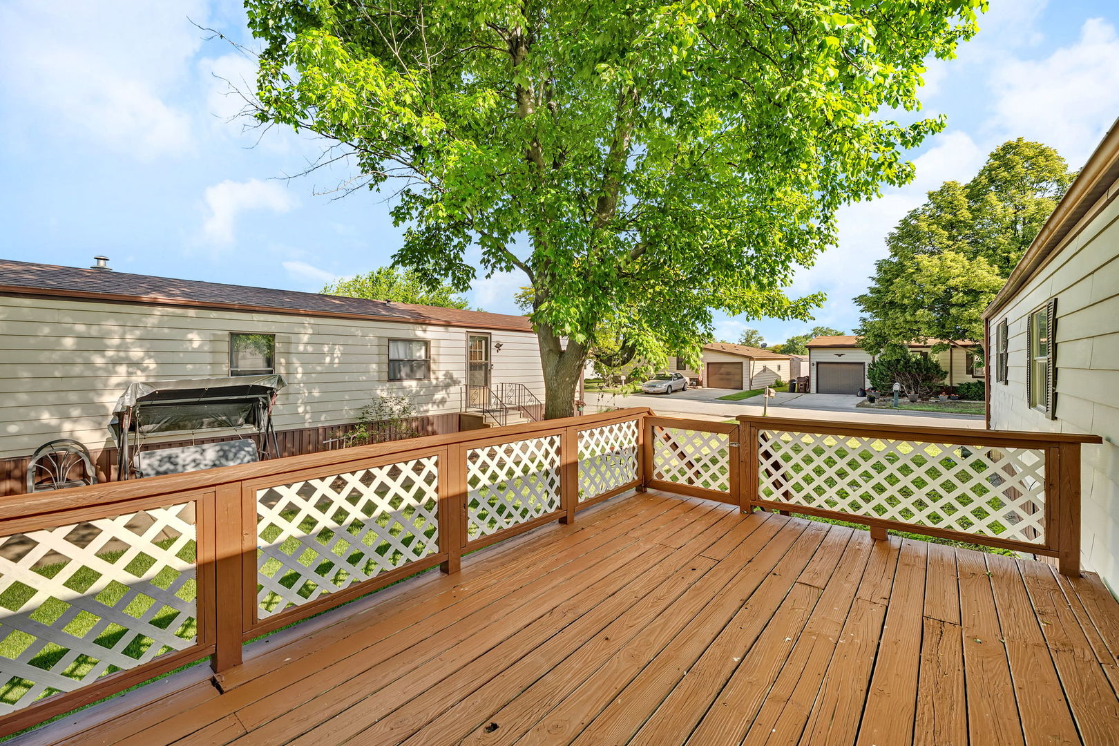 606 Tanglewood Road, Matteson, IL 60443