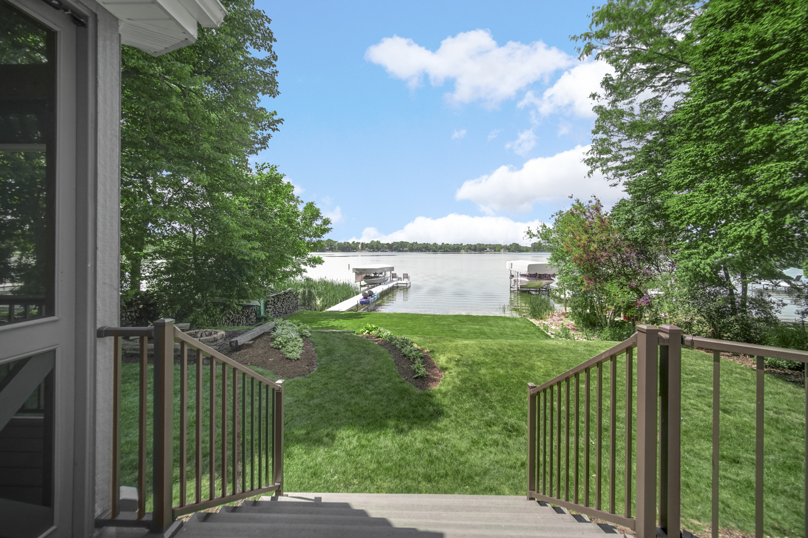 224 MAINSAIL Drive, Third Lake, IL 60030