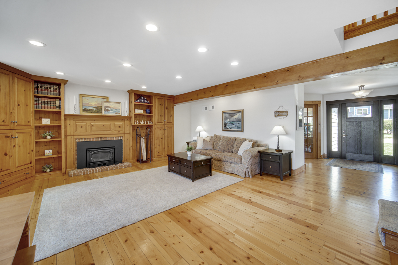 224 MAINSAIL Drive, Third Lake, IL 60030