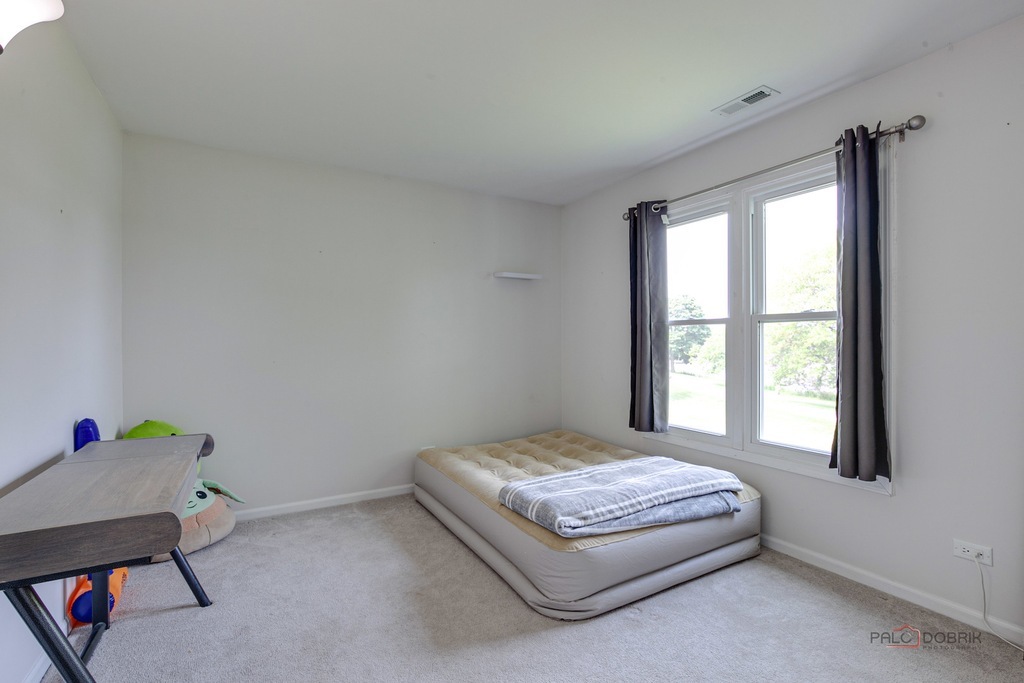 1254 Streamwood Lane #1254, Vernon Hills, IL 60061
