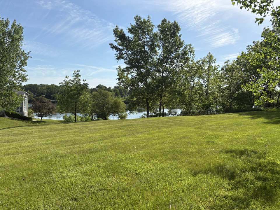 1201 Bayshore Drive, Antioch, IL 60002