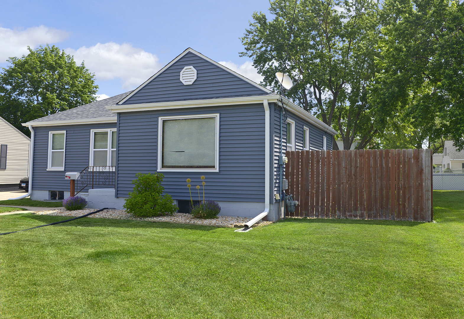 1120 Sanger Street, Ottawa, IL 61350
