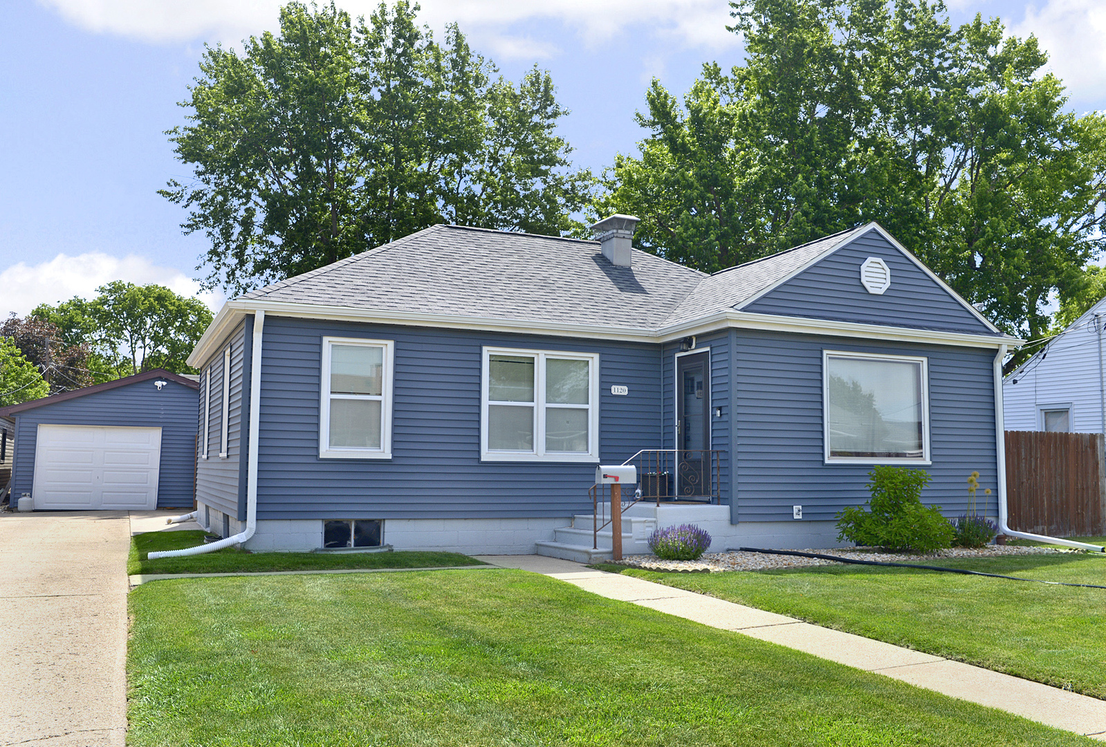 1120 Sanger Street, Ottawa, IL 61350