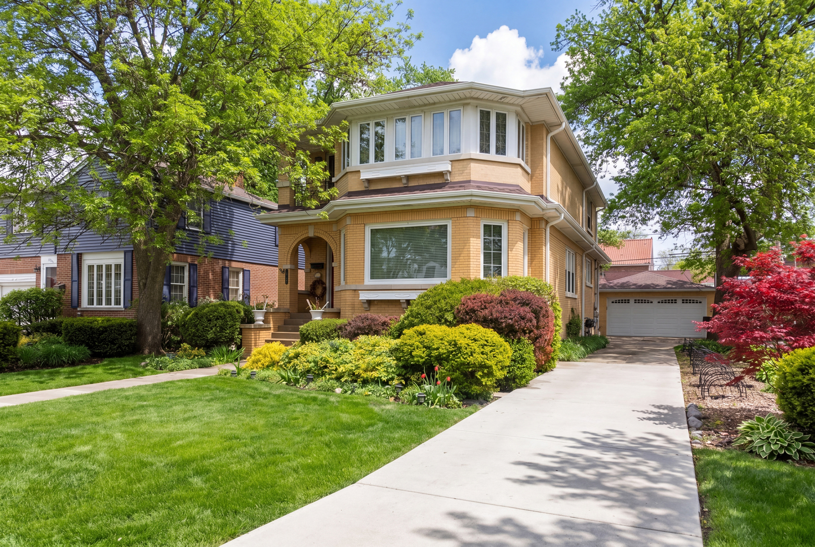 1605 S Fairview Avenue, Park Ridge, IL 60068