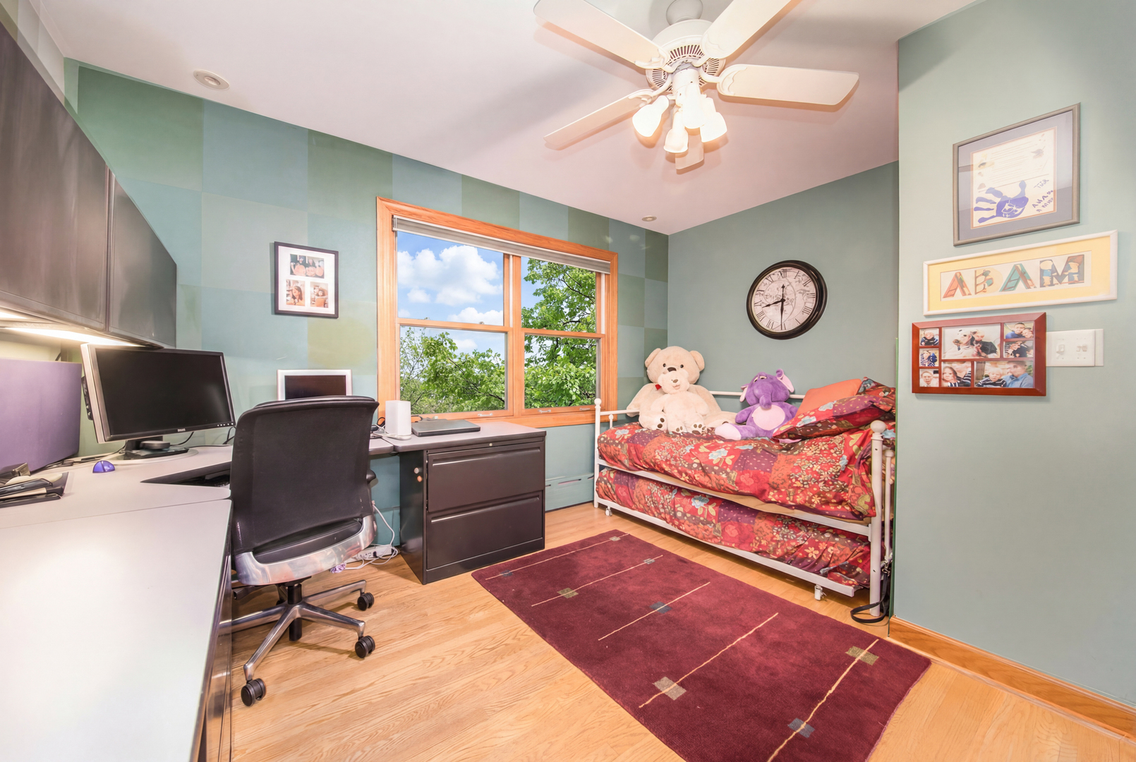 1605 S Fairview Avenue, Park Ridge, IL 60068