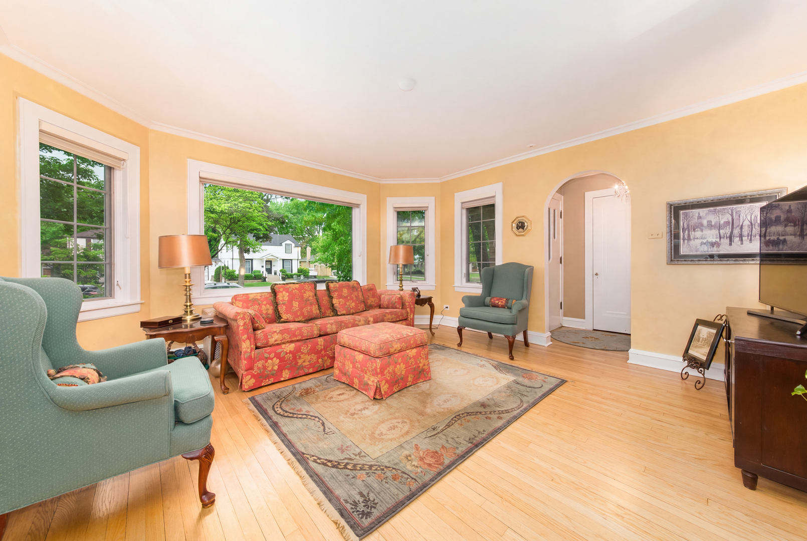 1605 S Fairview Avenue, Park Ridge, IL 60068