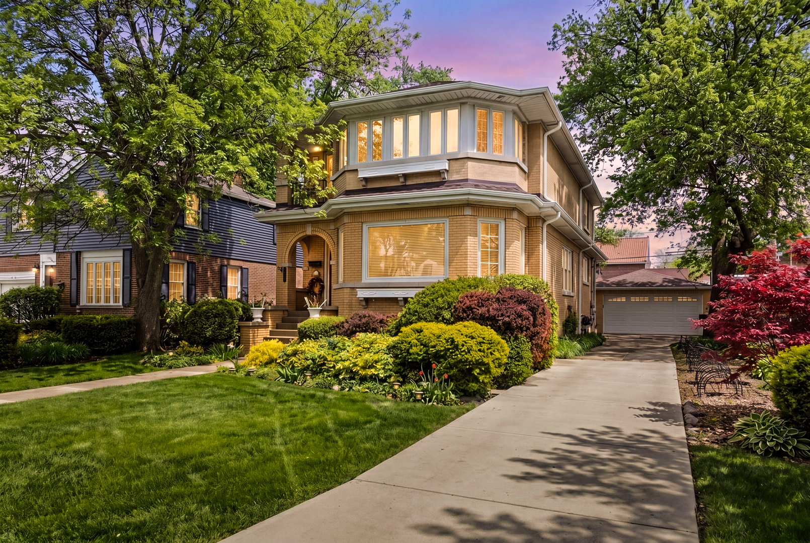 1605 S Fairview Avenue, Park Ridge, IL 60068