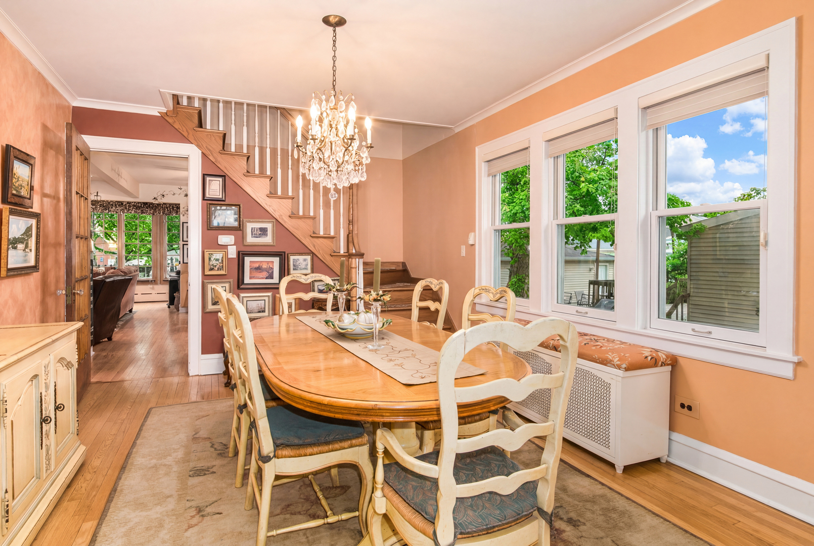 1605 S Fairview Avenue, Park Ridge, IL 60068