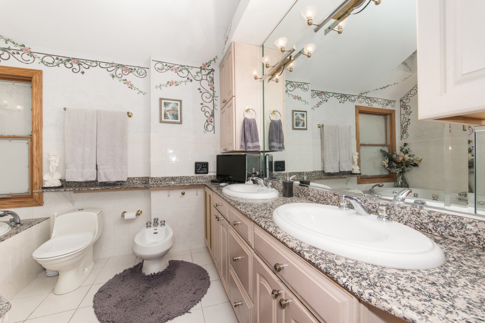 1605 S Fairview Avenue, Park Ridge, IL 60068