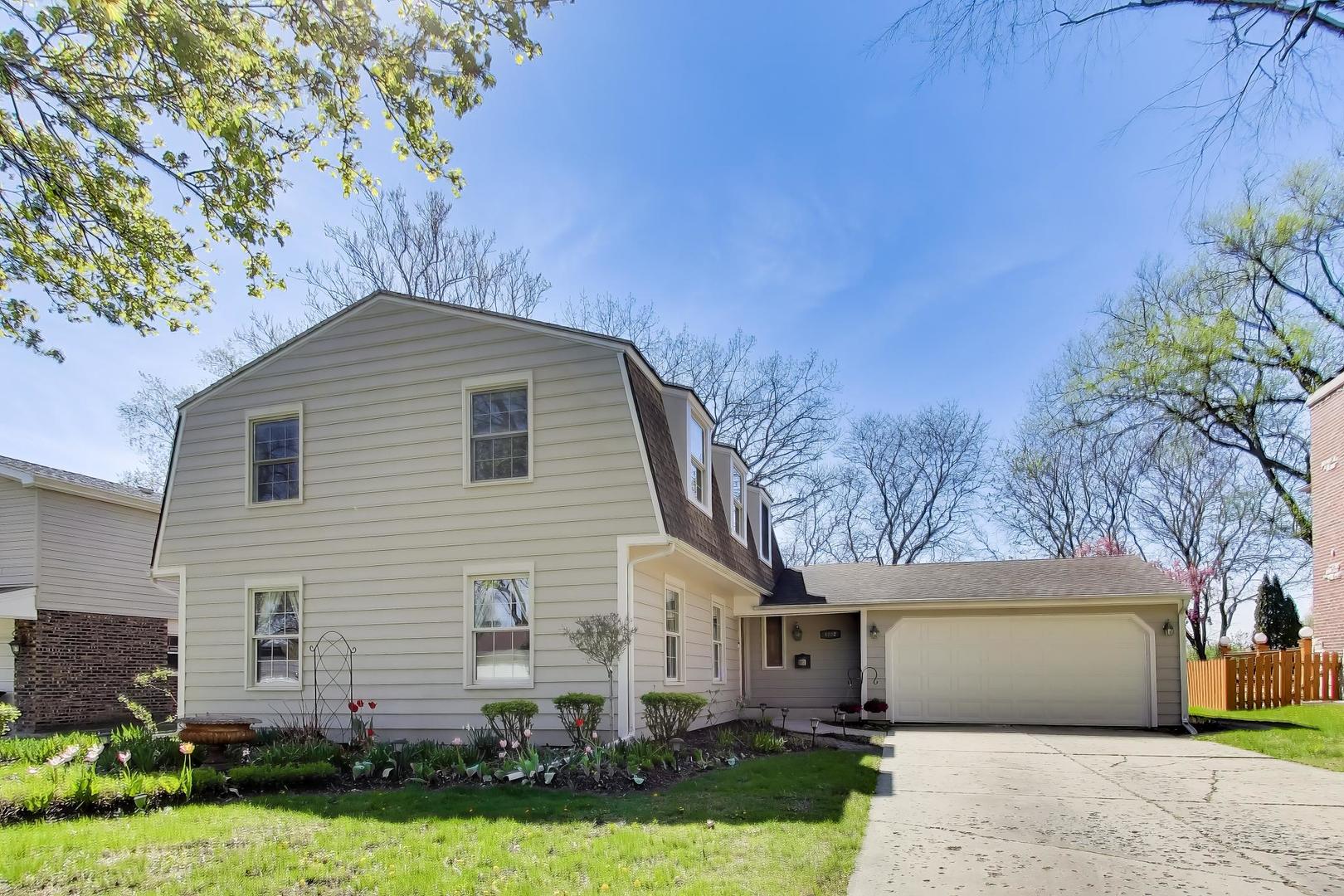 1222 S Patton Avenue, Arlington Heights, IL 60005