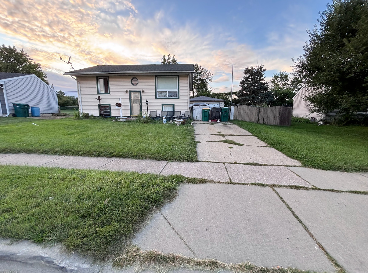 234 Gordon Avenue, Romeoville, IL 60446