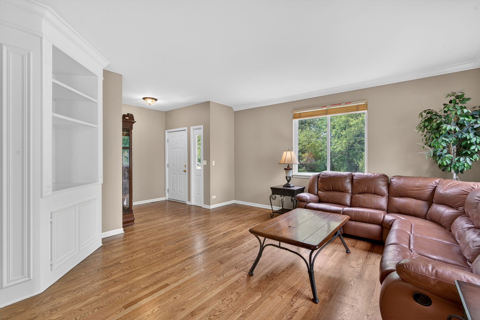 4323 Blue Iris Court #4323, Island Lake, IL 60042