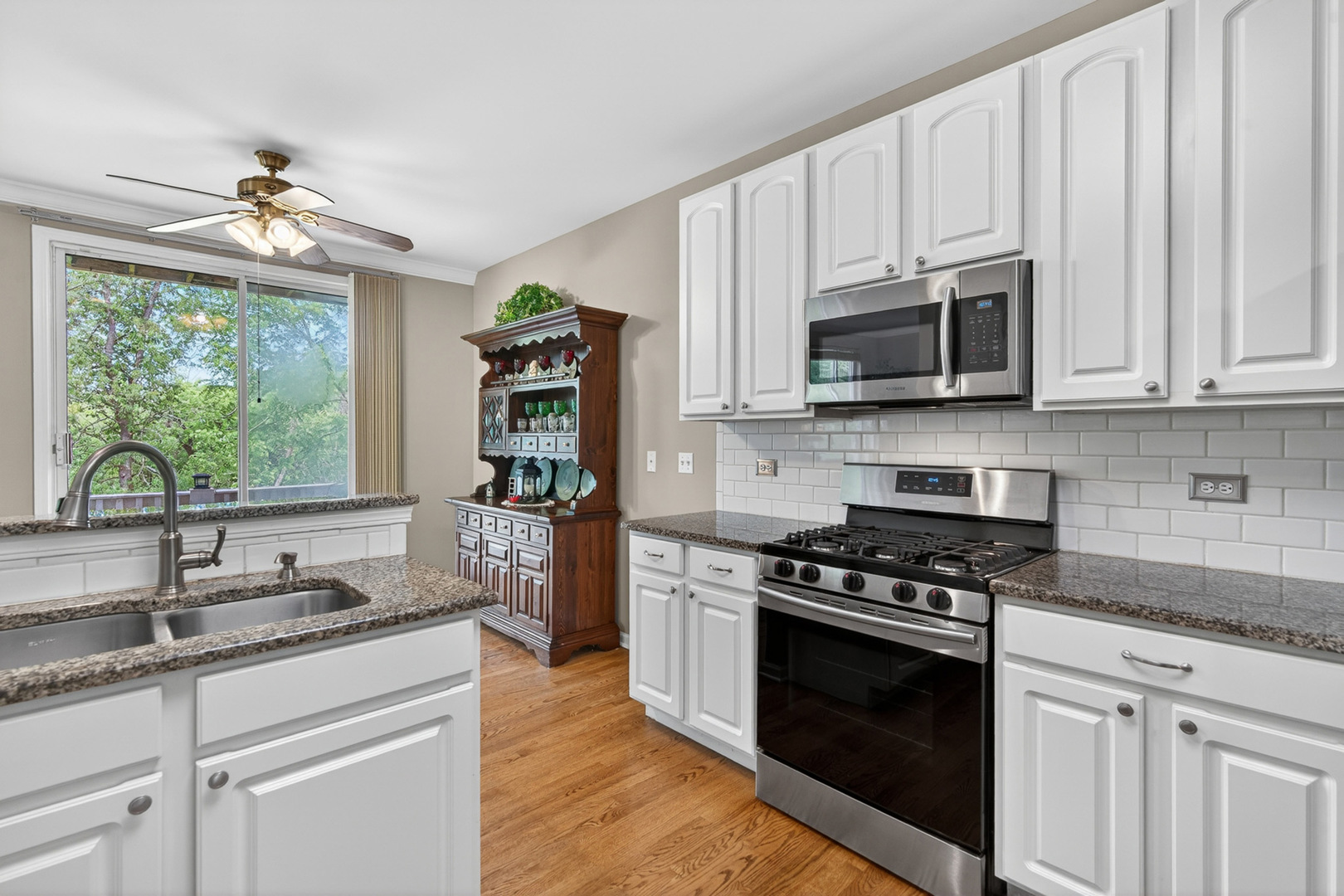 4323 Blue Iris Court #4323, Island Lake, IL 60042