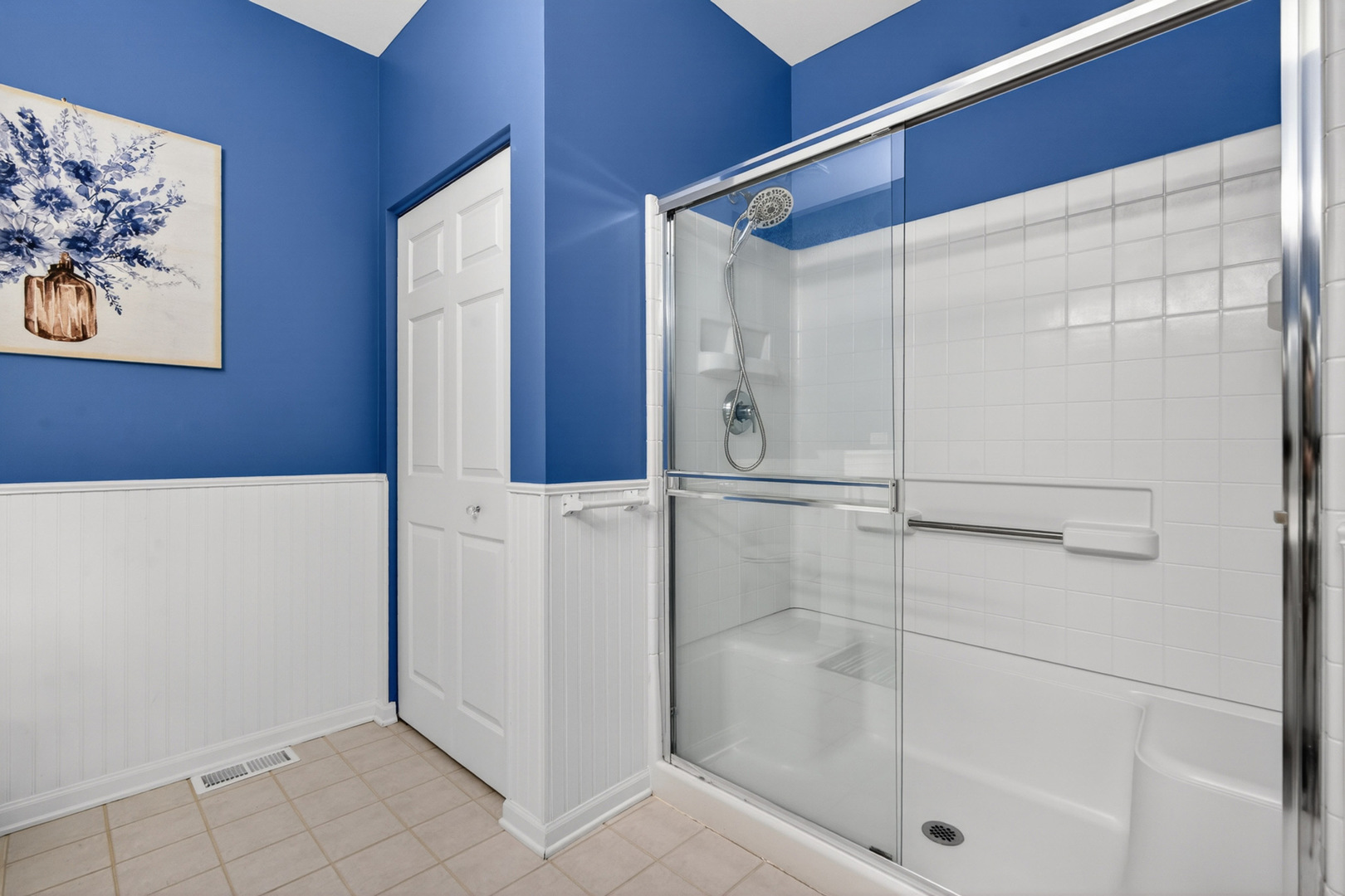 4323 Blue Iris Court #4323, Island Lake, IL 60042