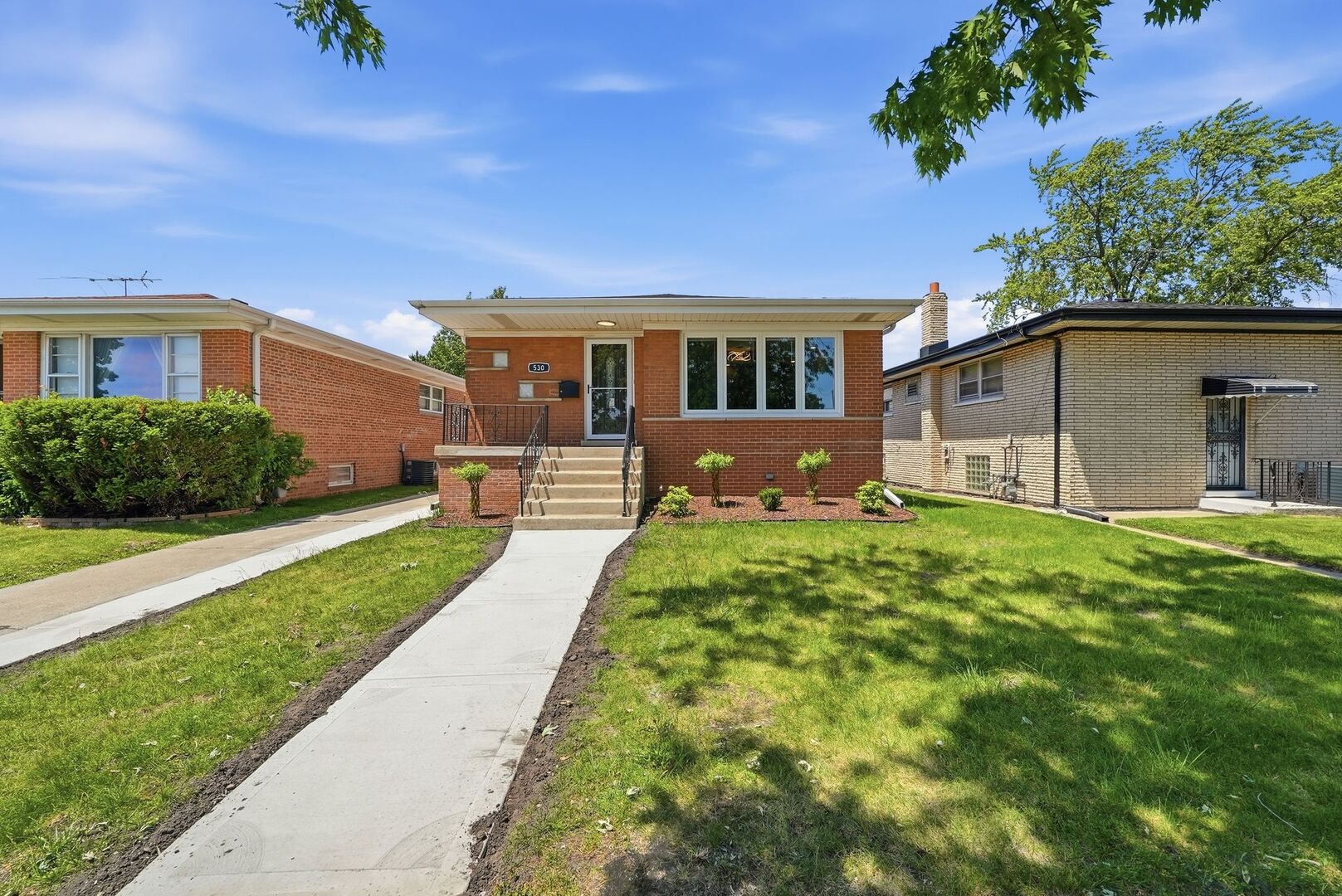 530 Bensley Avenue, Calumet City, IL 60409