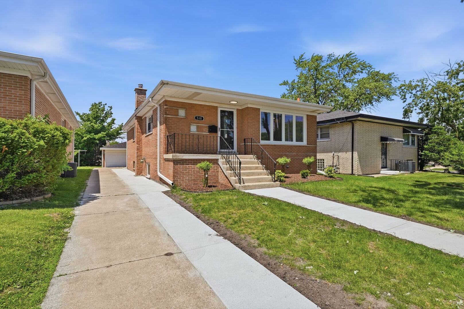 530 Bensley Avenue, Calumet City, IL 60409