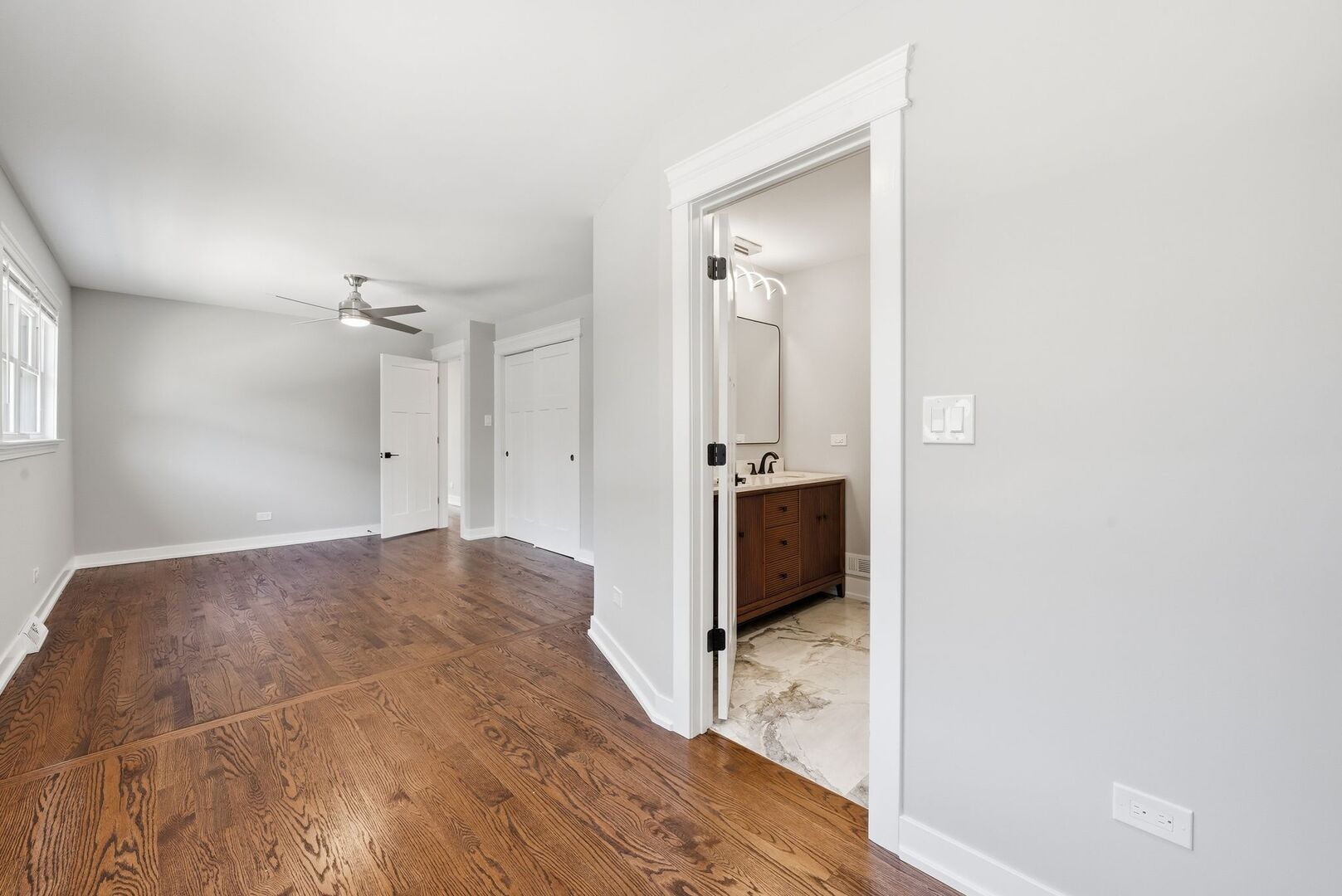 530 Bensley Avenue, Calumet City, IL 60409