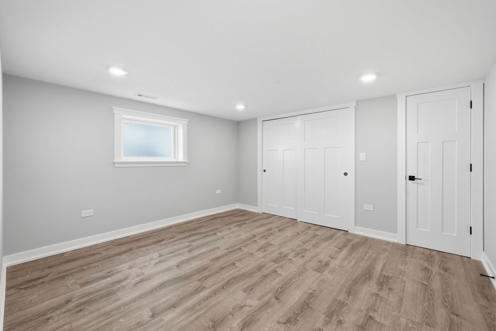 530 Bensley Avenue, Calumet City, IL 60409