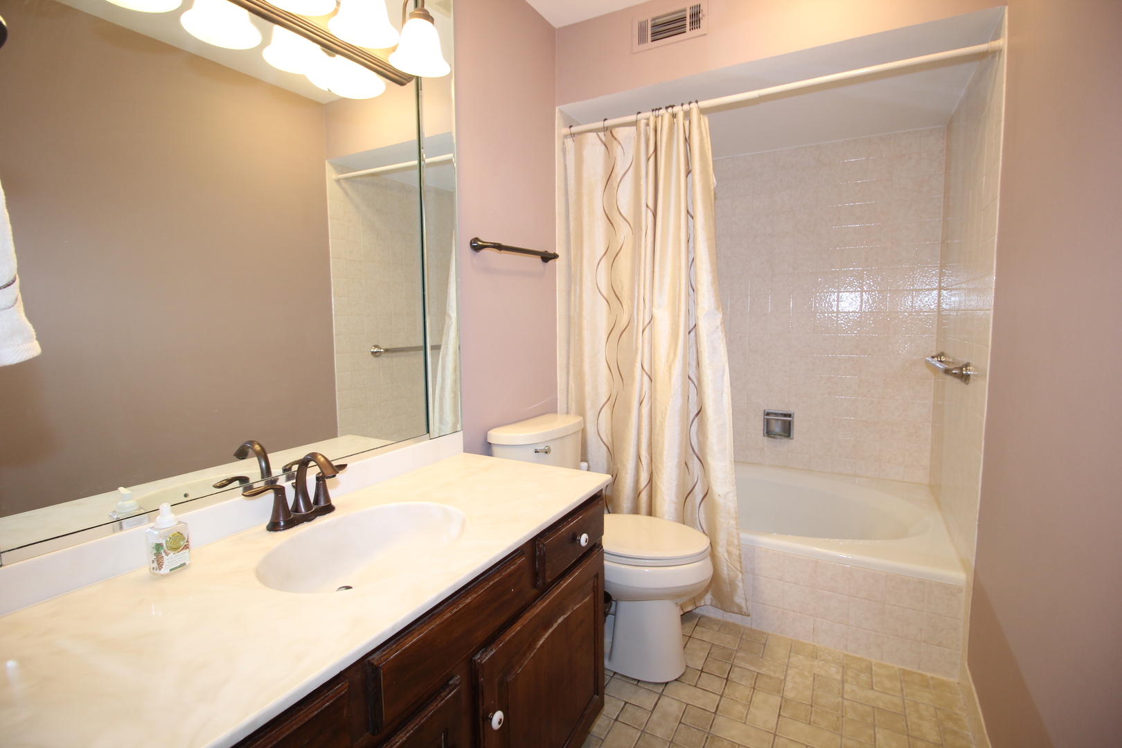 7762 W Arquilla Drive #2B, Palos Heights, IL 60463