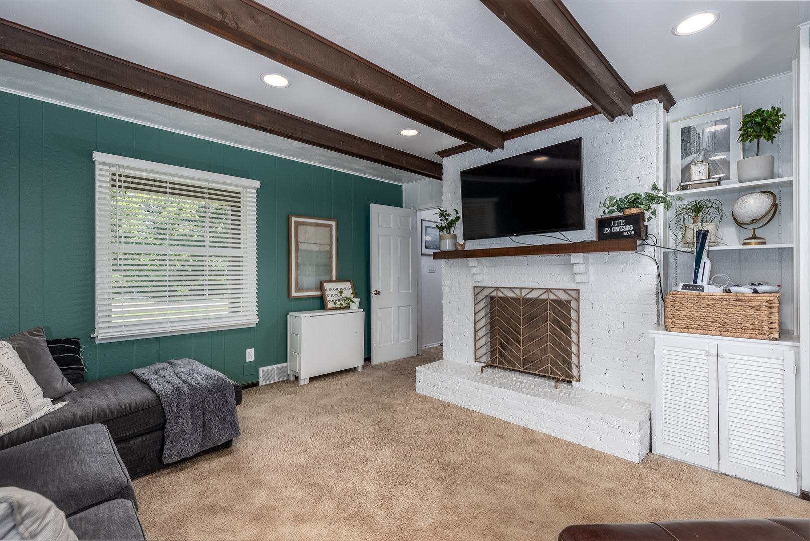 15 Oaklane Drive, Ottawa, IL 61350