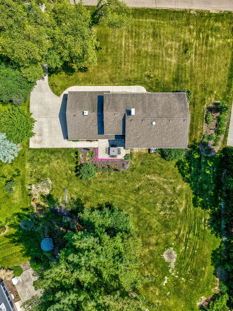 15 Oaklane Drive, Ottawa, IL 61350