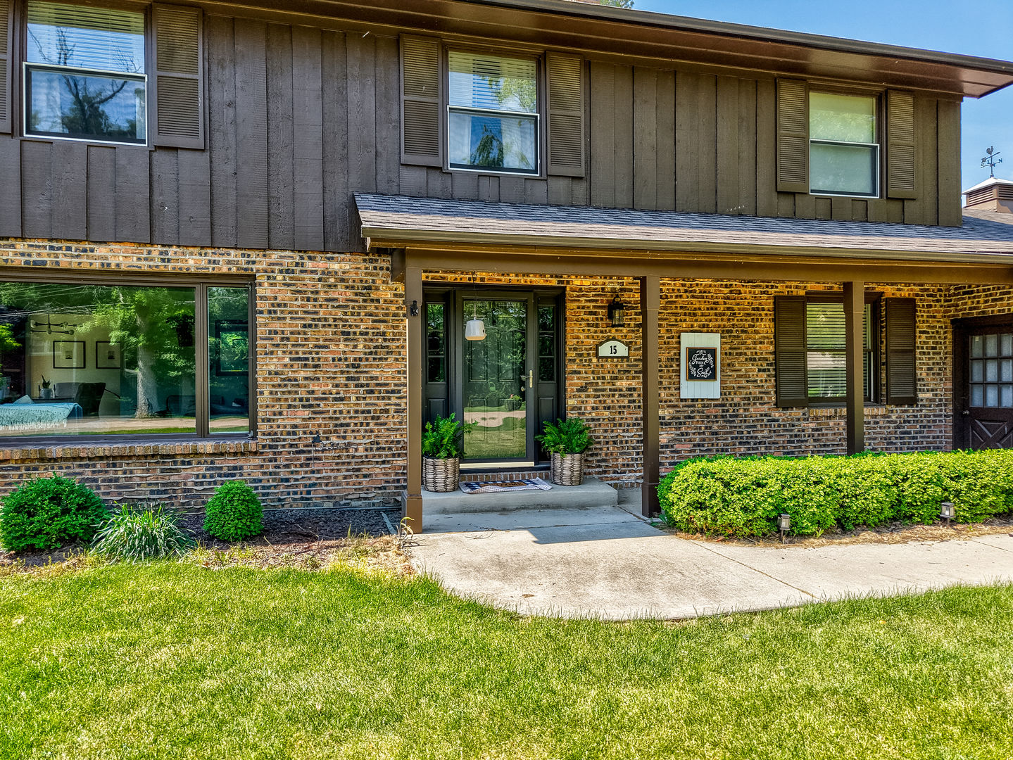15 Oaklane Drive, Ottawa, IL 61350
