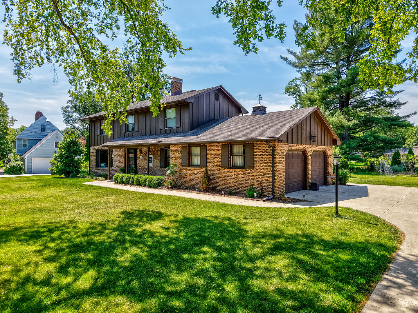 15 Oaklane Drive, Ottawa, IL 61350