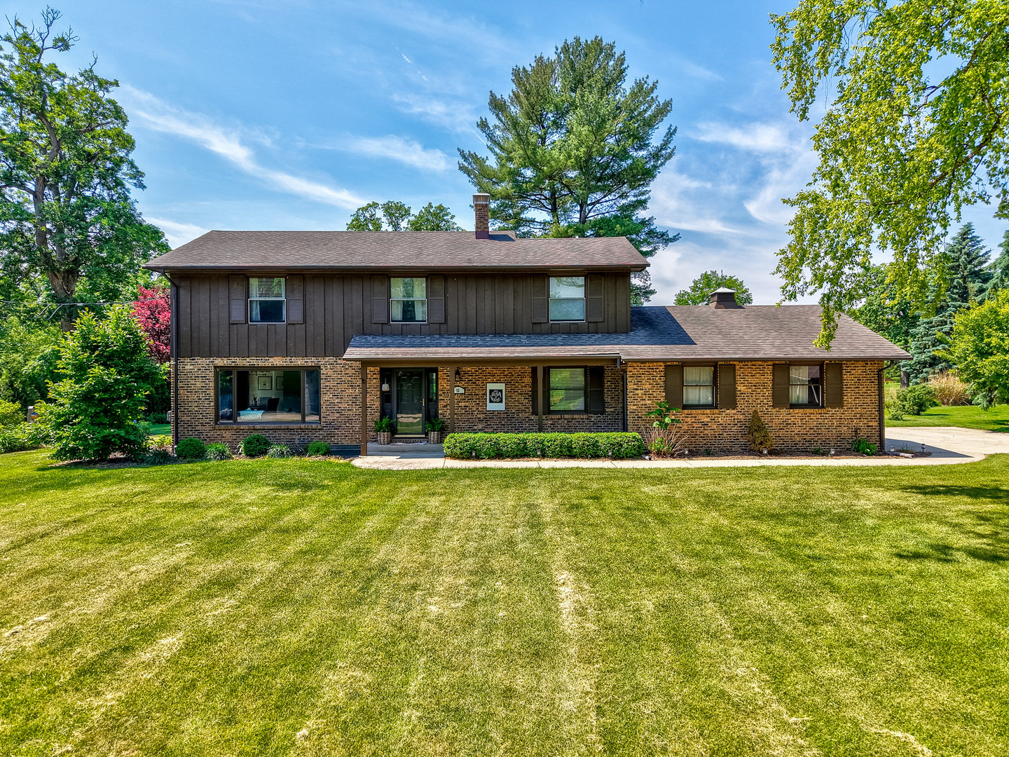 15 Oaklane Drive, Ottawa, IL 61350