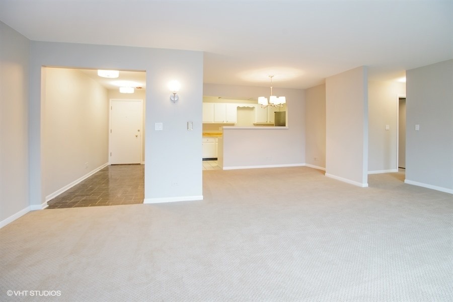 201 THAMES Parkway #3F, Park Ridge, IL 60068