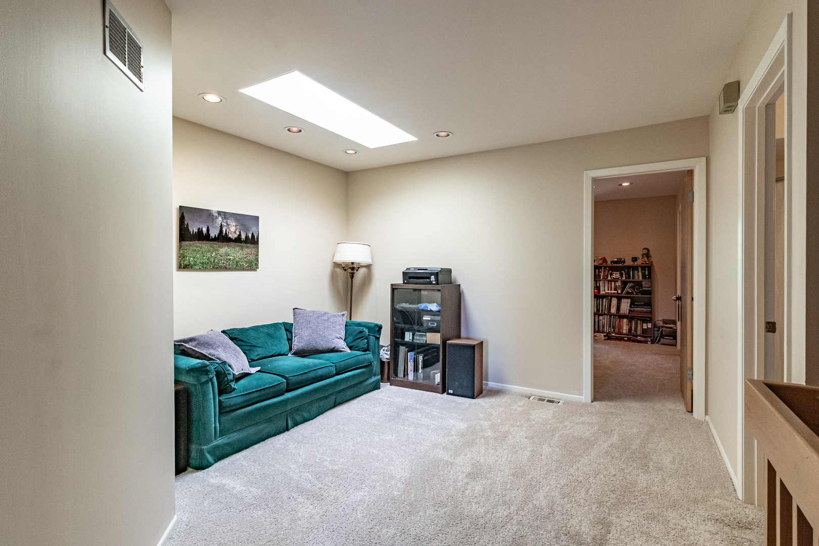 1071 Deerfield Place, Highland Park, IL 60035