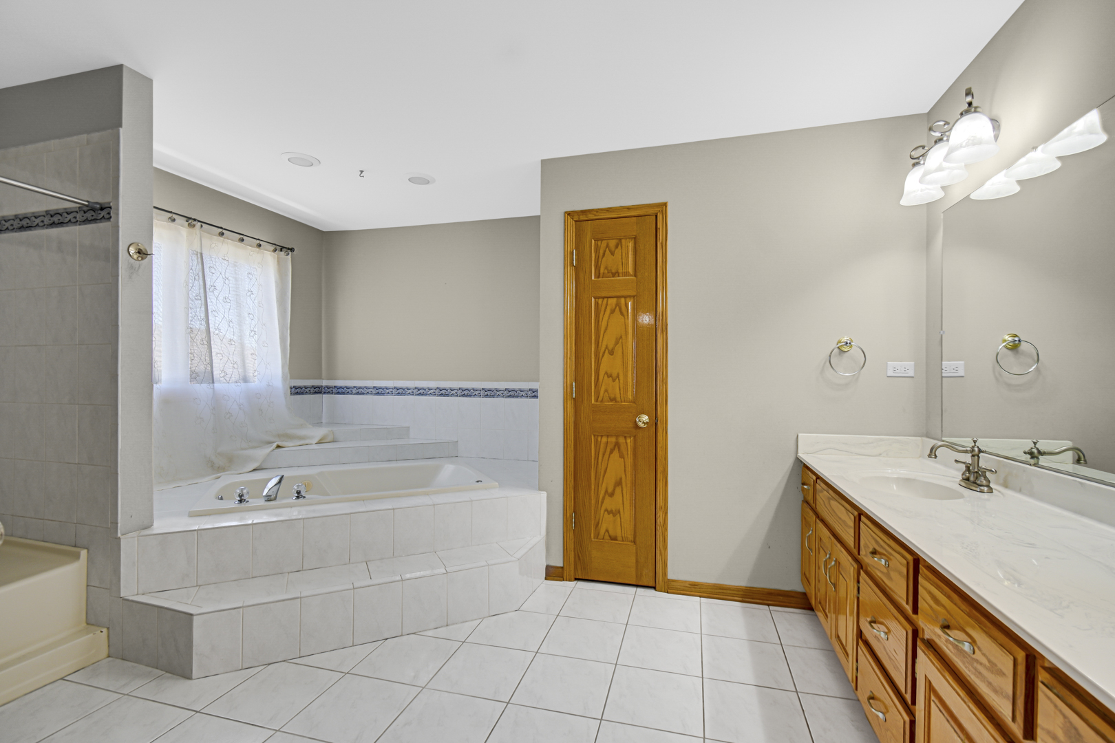 17633 Coronado Drive, Orland Park, IL 60467