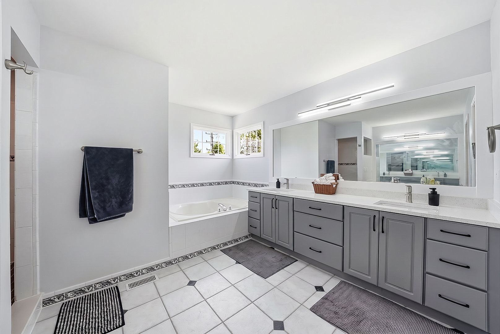22W133 GLENRISE Court, Glen Ellyn, IL 60137