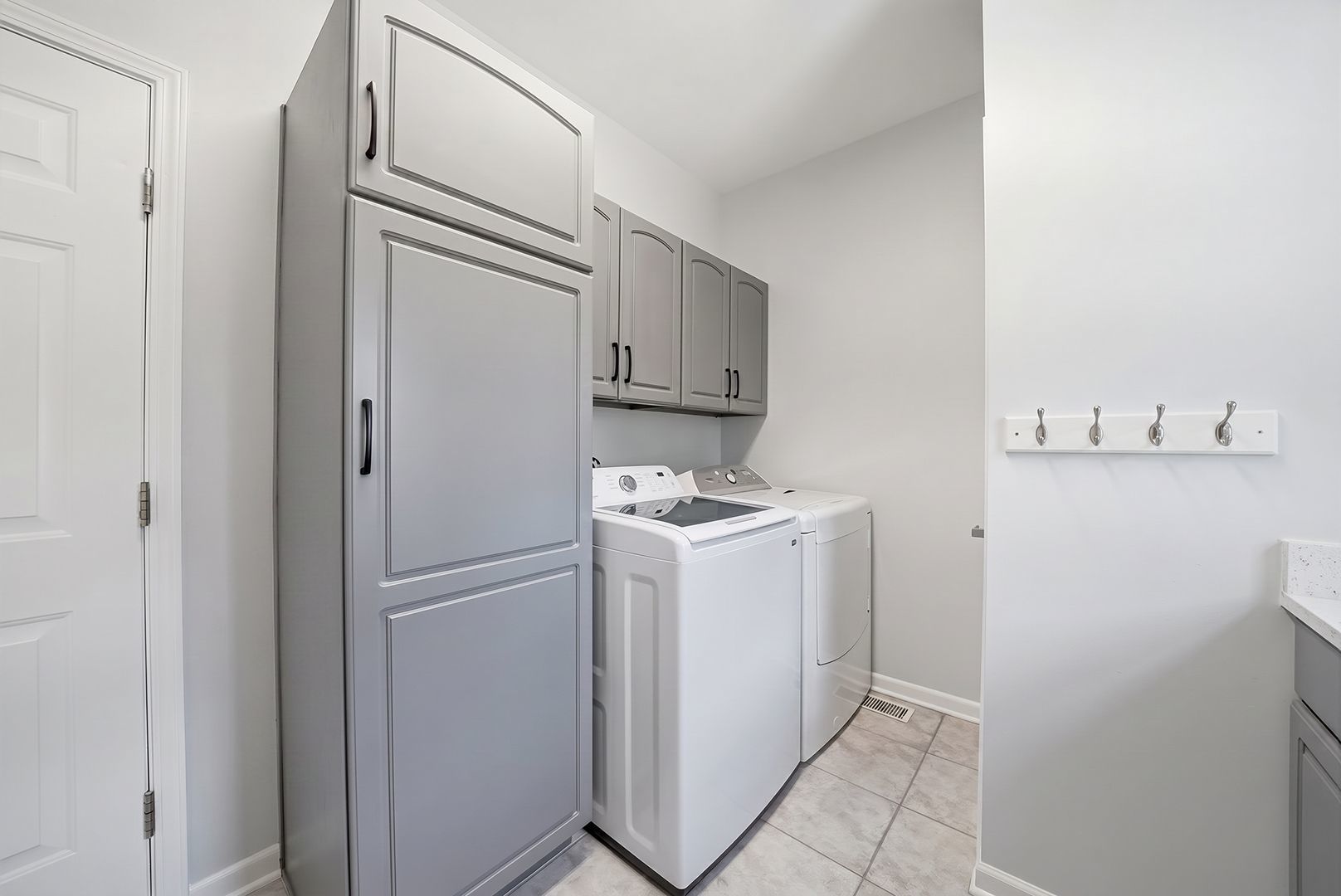 22W133 GLENRISE Court, Glen Ellyn, IL 60137
