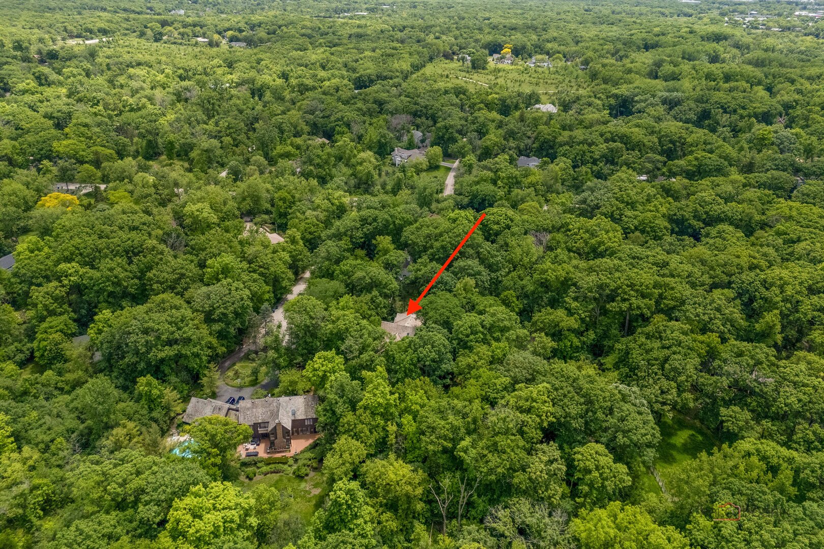 28588 N Tanglewood Court, Libertyville, IL 60048