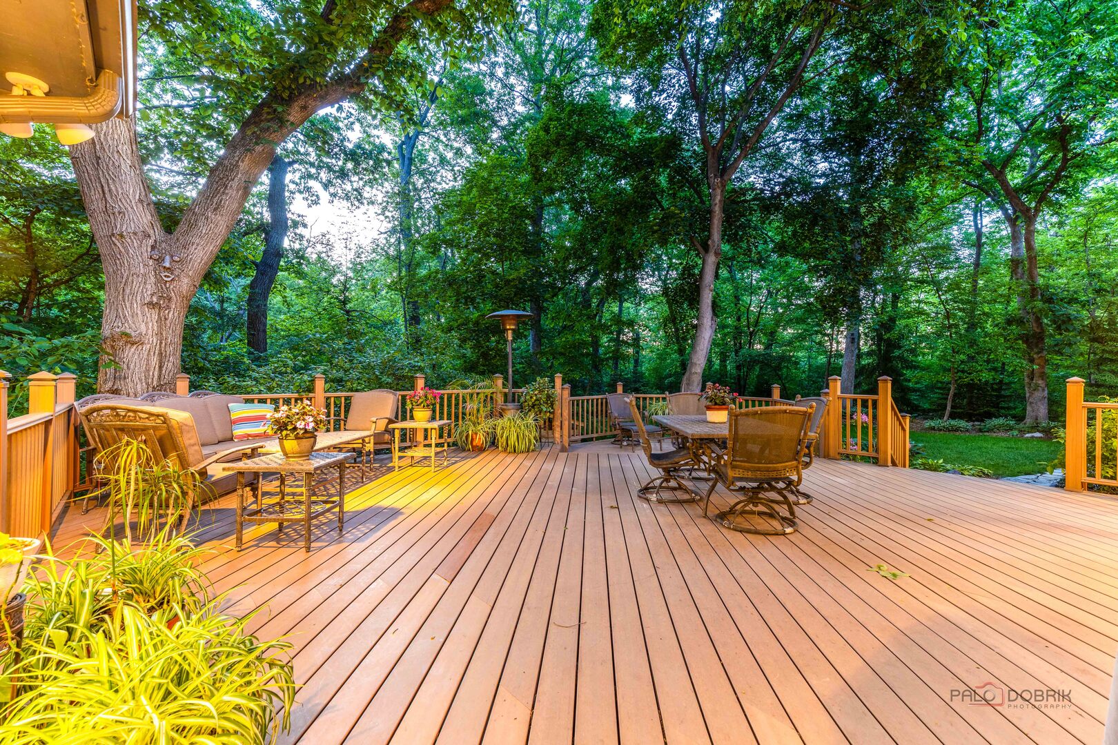 28588 N Tanglewood Court, Libertyville, IL 60048