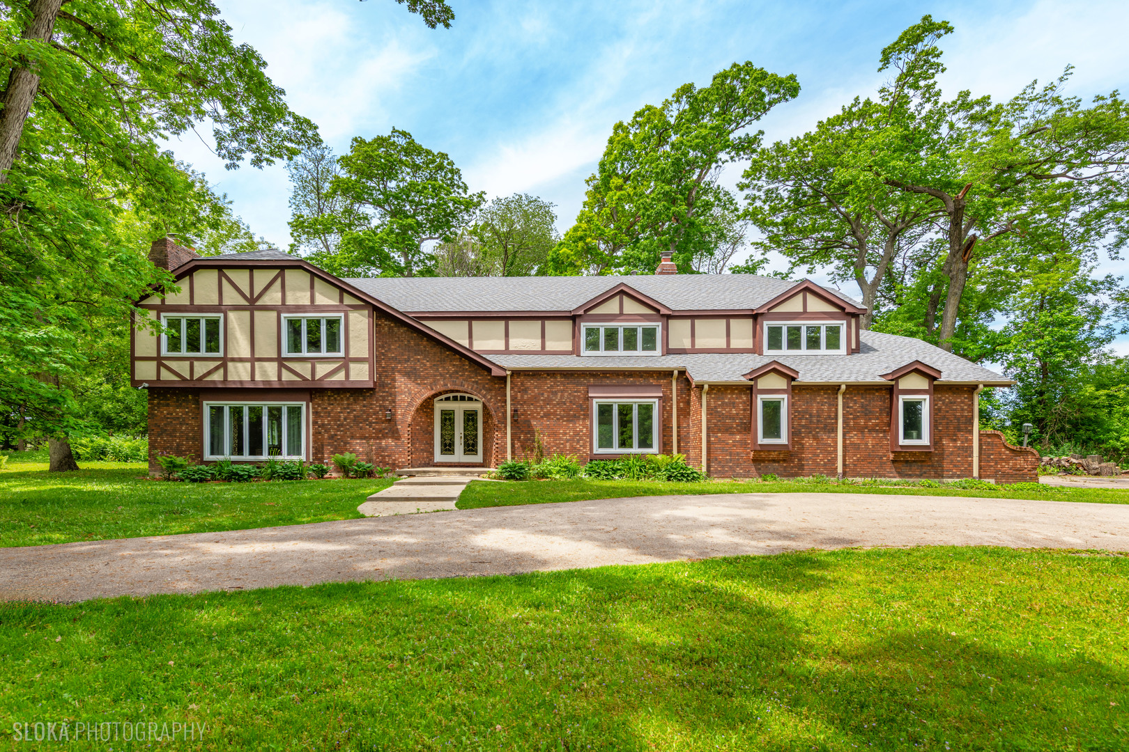 4 Auburn Lane, Barrington, IL 60010