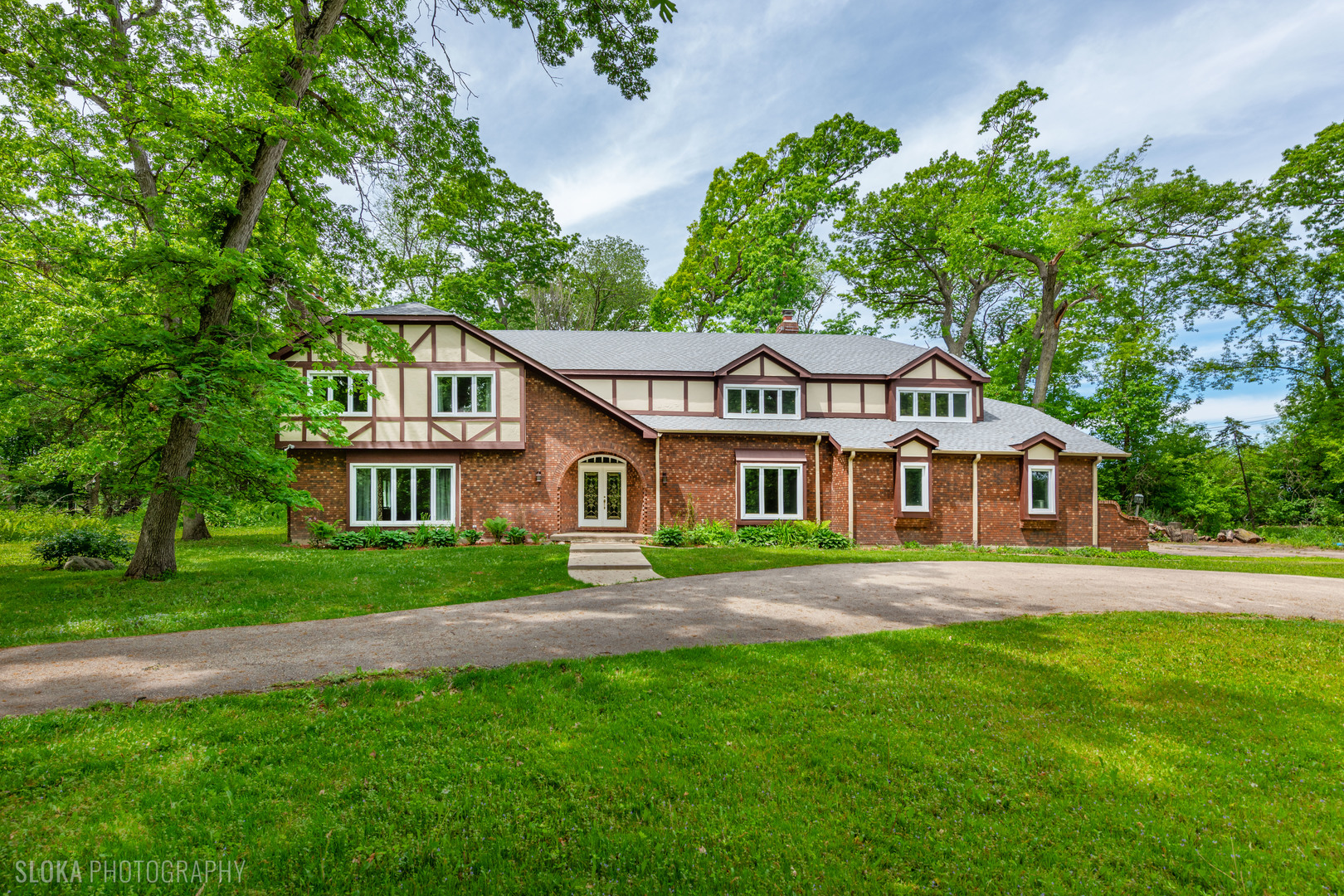 4 Auburn Lane, Barrington, IL 60010