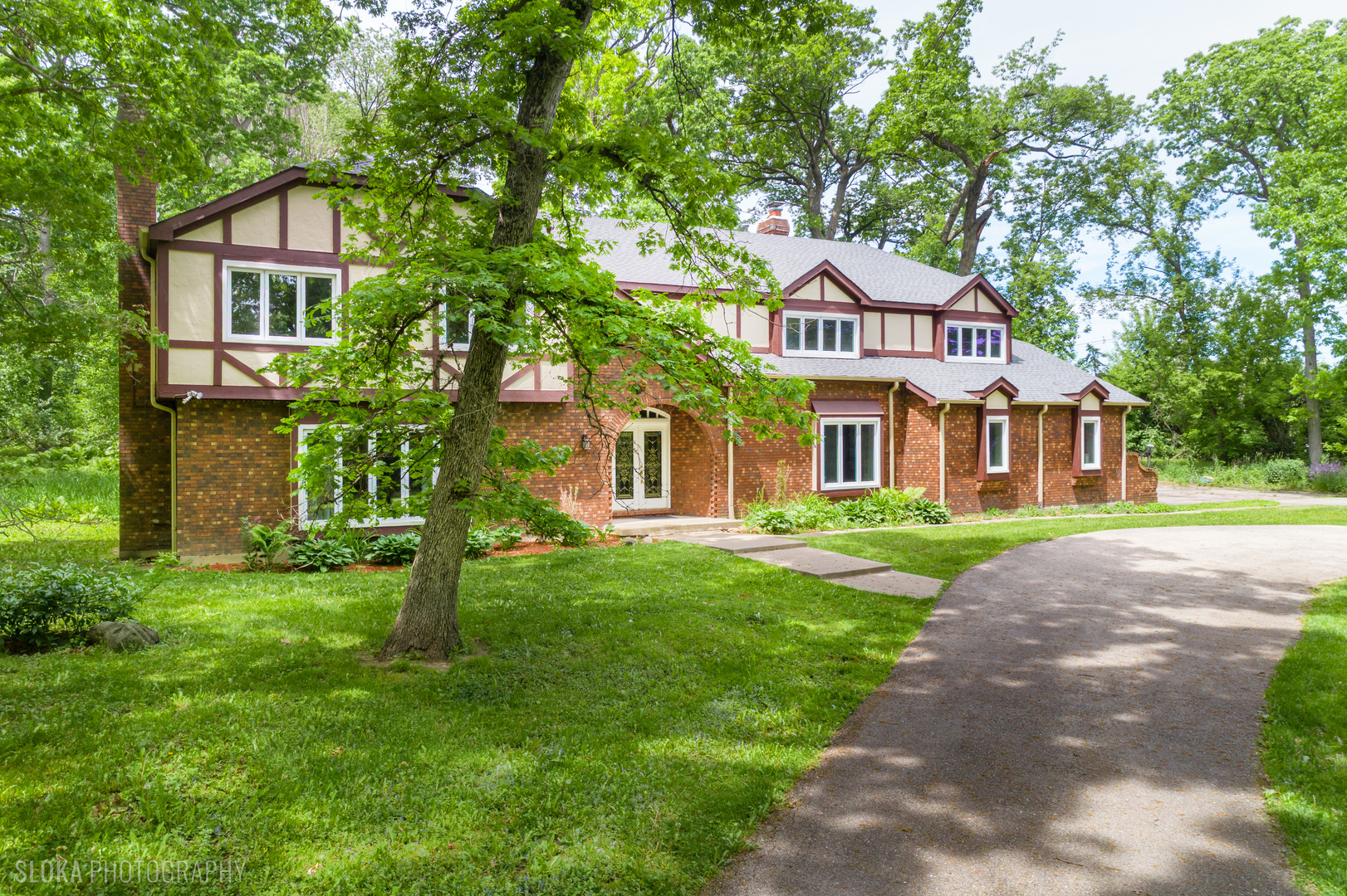 4 Auburn Lane, Barrington, IL 60010