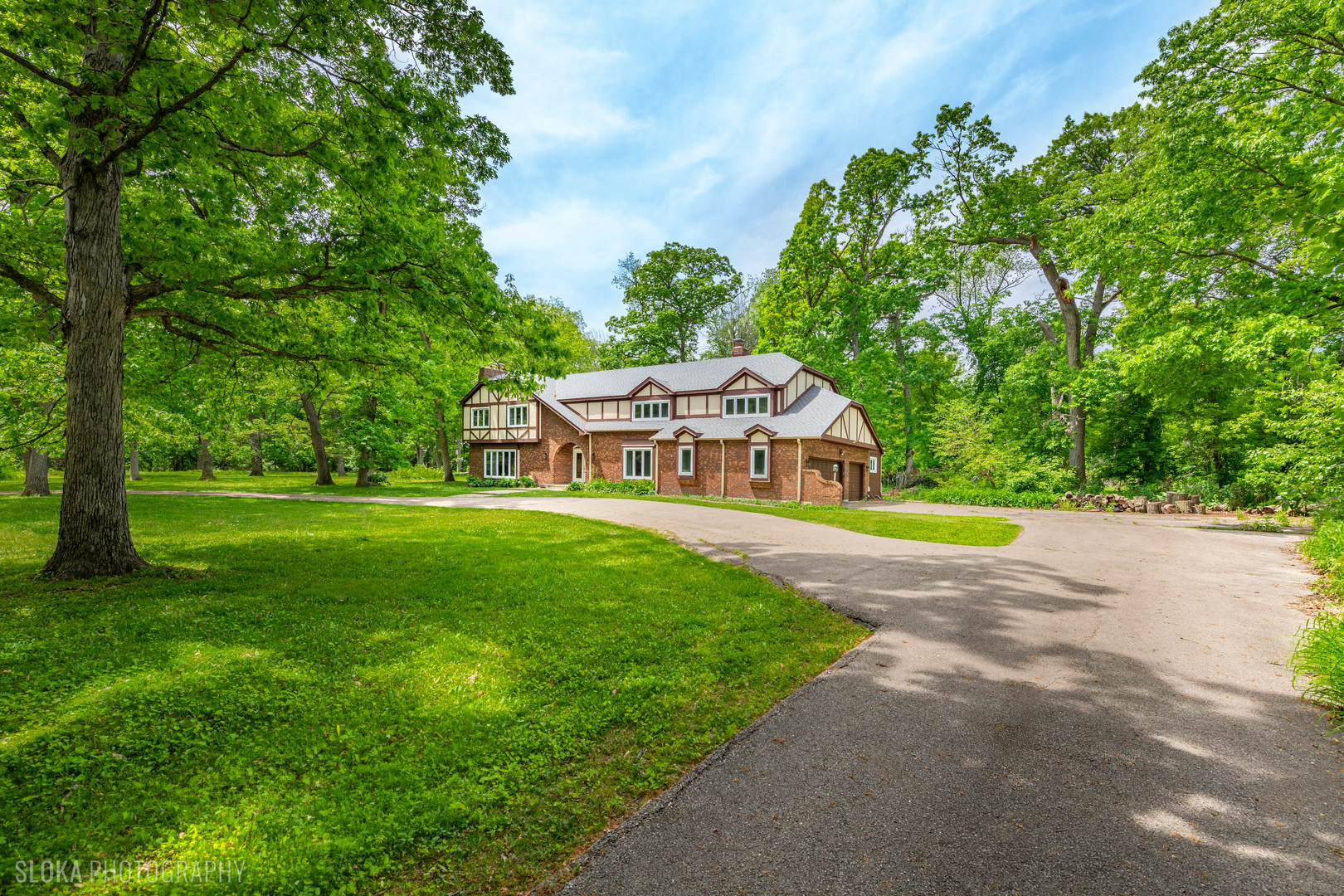 4 Auburn Lane, Barrington, IL 60010