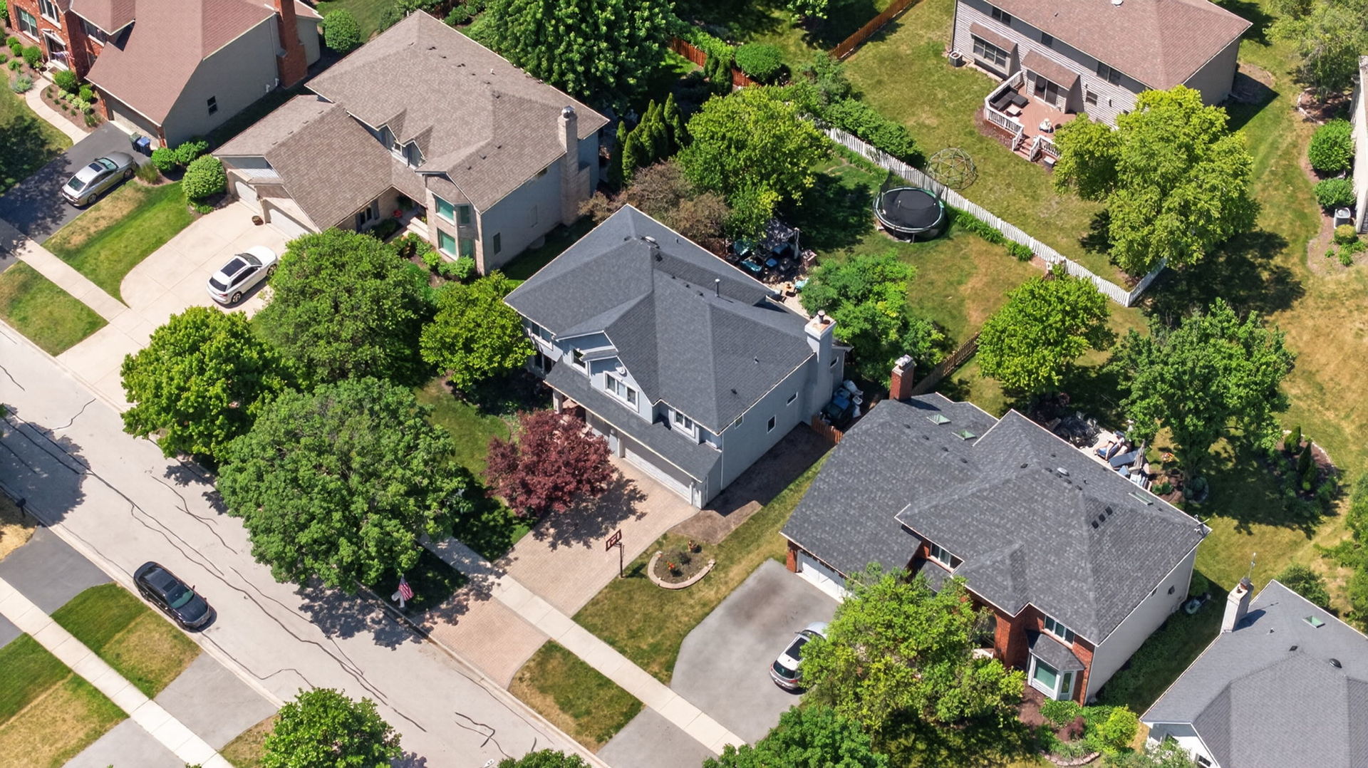 3743 Caine Drive, Naperville, IL 60564