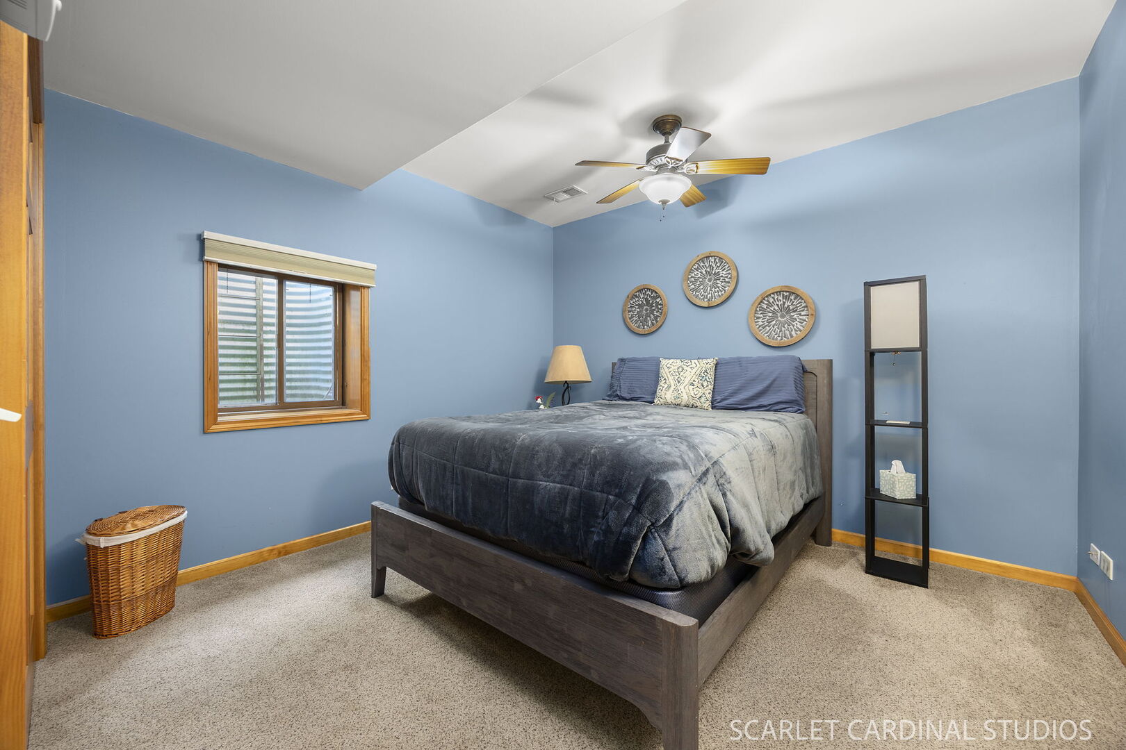 822 Farm Drive, West Chicago, IL 60185