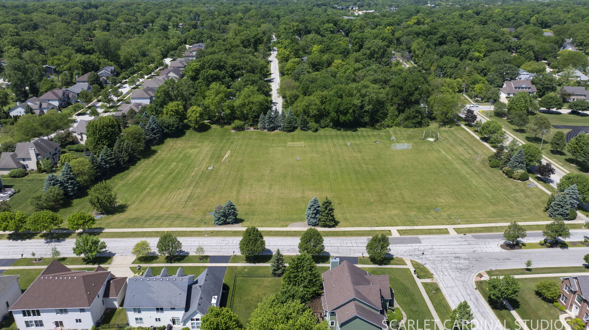 822 Farm Drive, West Chicago, IL 60185
