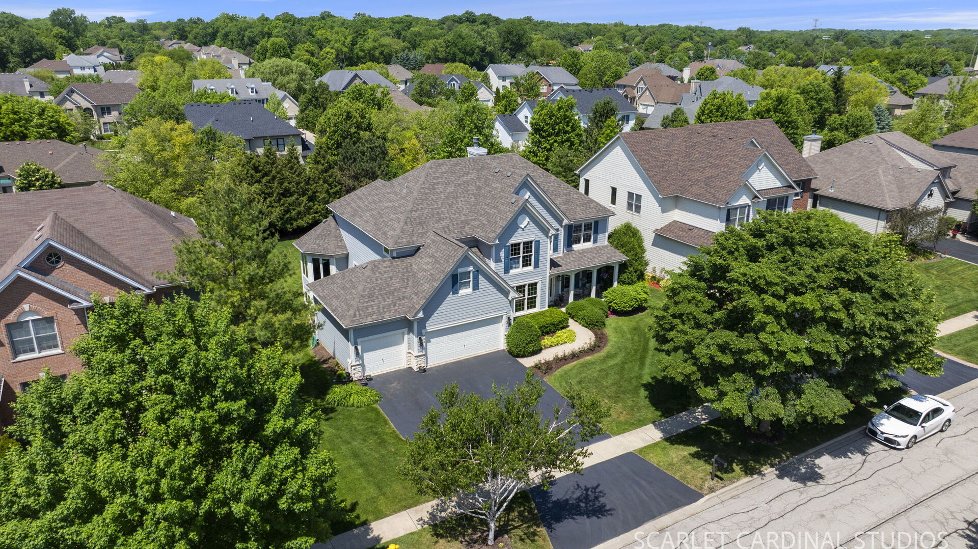 822 Farm Drive, West Chicago, IL 60185