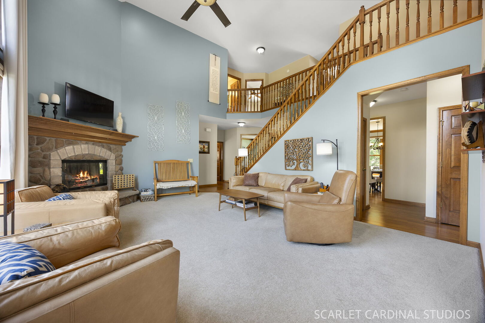 822 Farm Drive, West Chicago, IL 60185