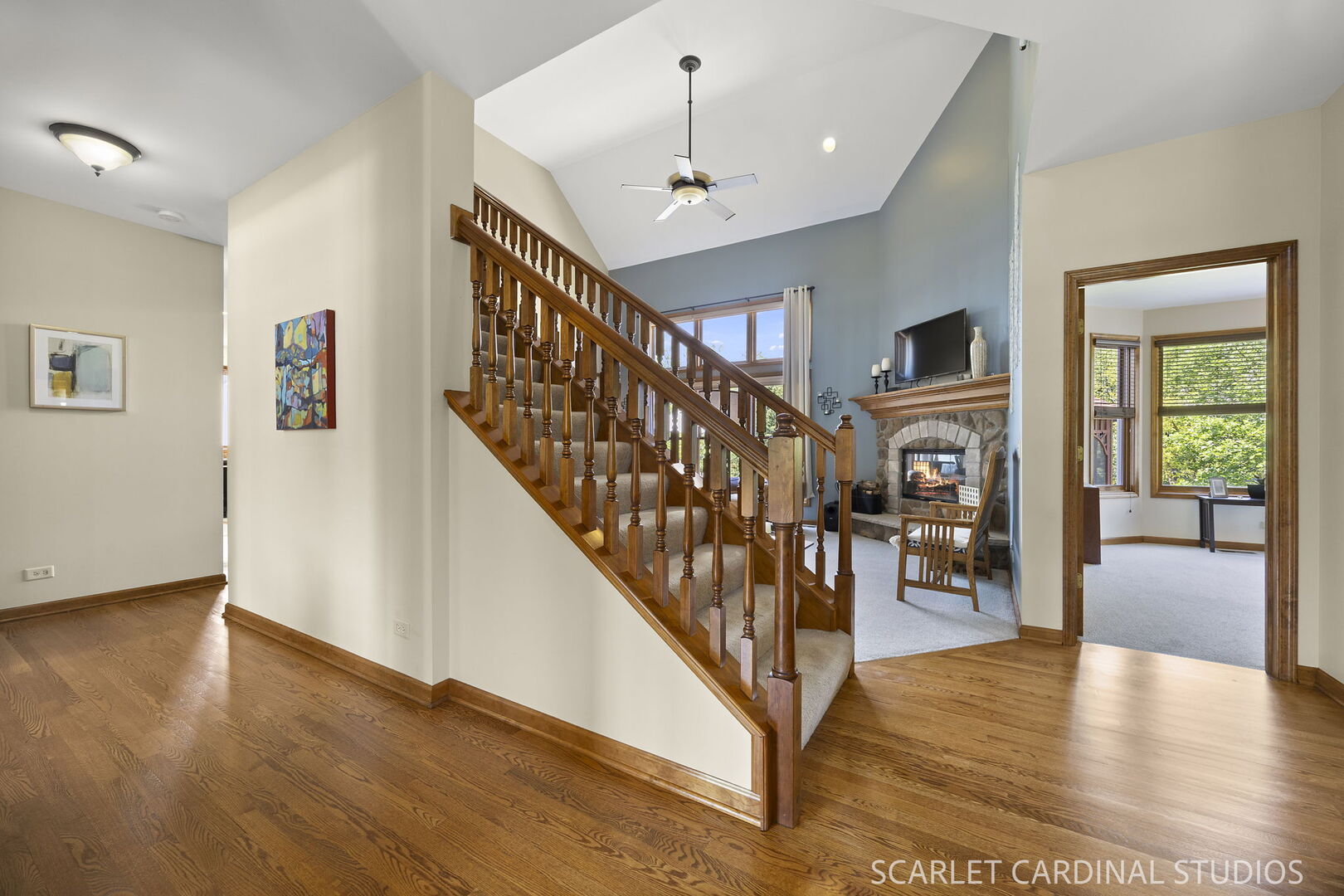 822 Farm Drive, West Chicago, IL 60185