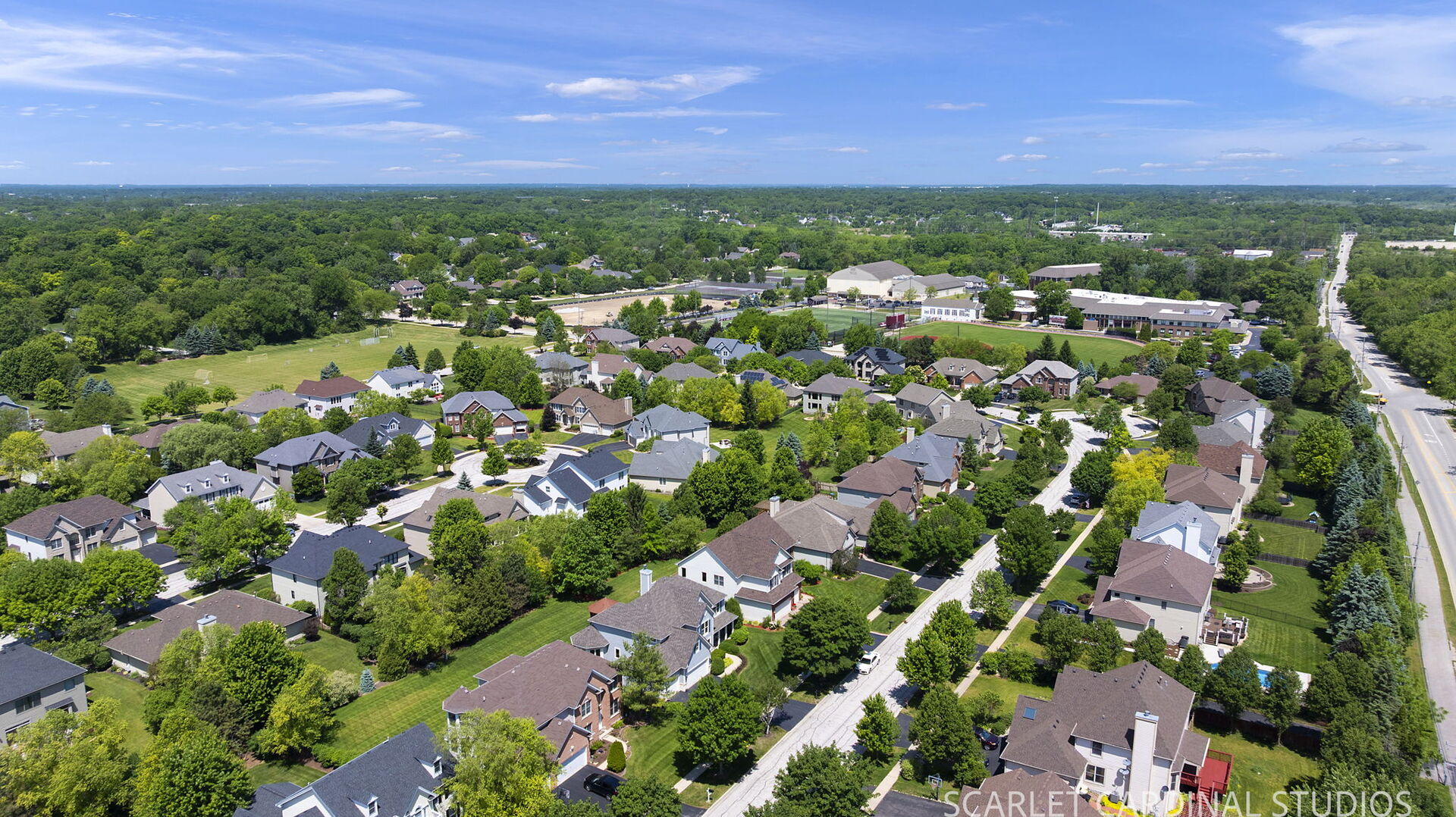 822 Farm Drive, West Chicago, IL 60185