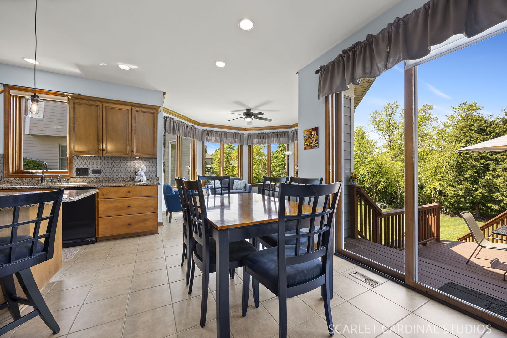 822 Farm Drive, West Chicago, IL 60185