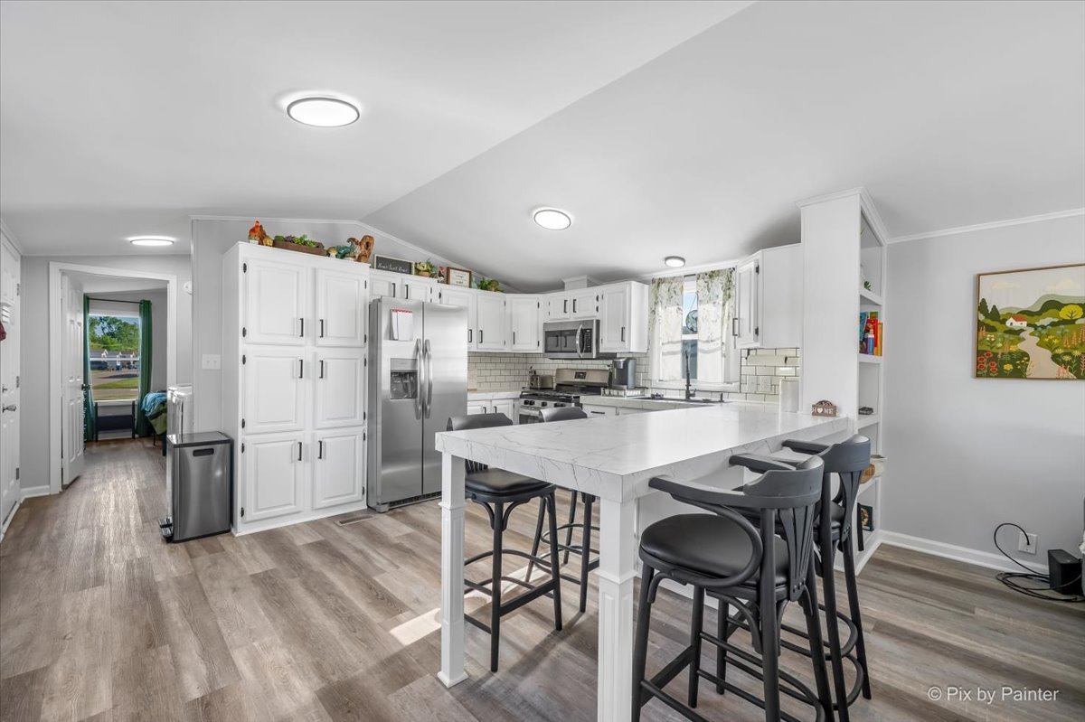 126 7th Avenue, Bartlett, IL 60103